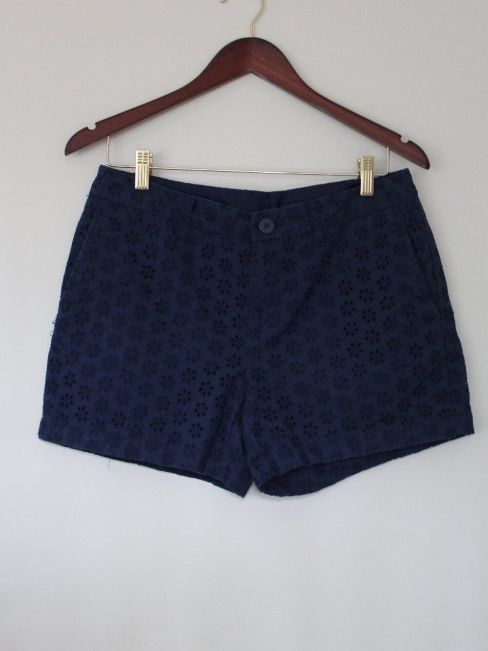 Faded Glory Cotton Navy Blue Eyelet Shorts - Size 10 - Picture 3 of 9